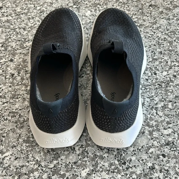 Allbirds Sneakers - Black Slip-On - Women’s Size 8.5 - Picture 3 of 8